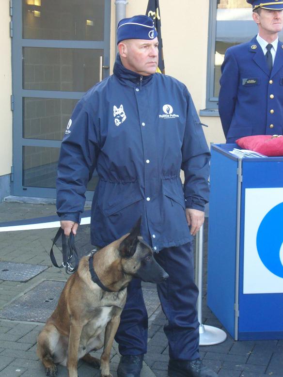 démonstration du travail de la brigade canine